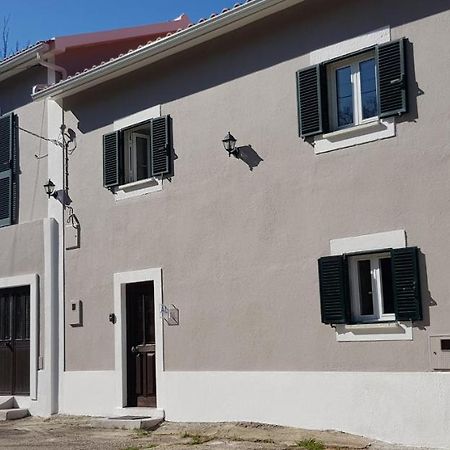 AL - HaoleGuestHouse Sobral de Monte Agraço Eksteriør billede